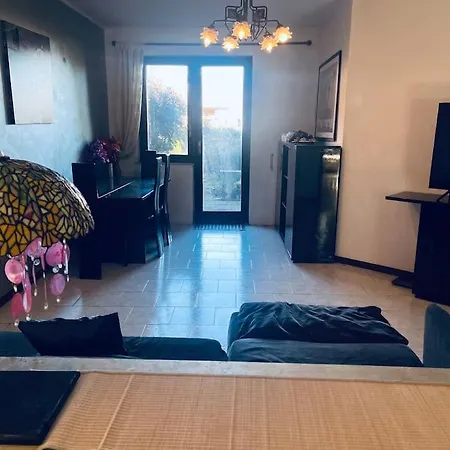 Con Giardino A 2 Minuti Dal Apartamento